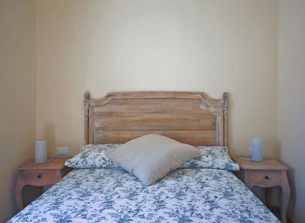 undefined Alfani Luxury Loft 6