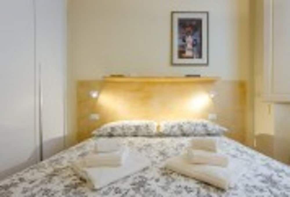 undefined Alfani Michelangelo 3