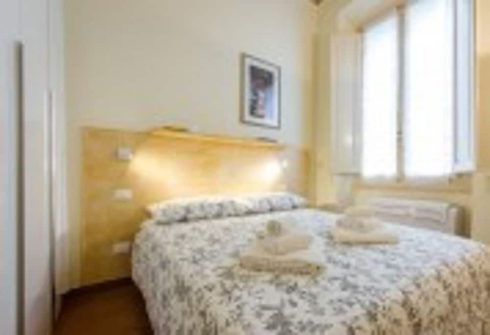 undefined Alfani Michelangelo