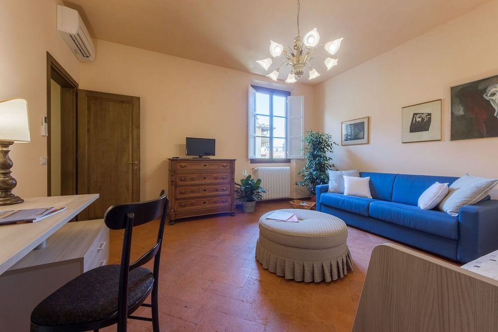 undefined House in Florence Blue 8