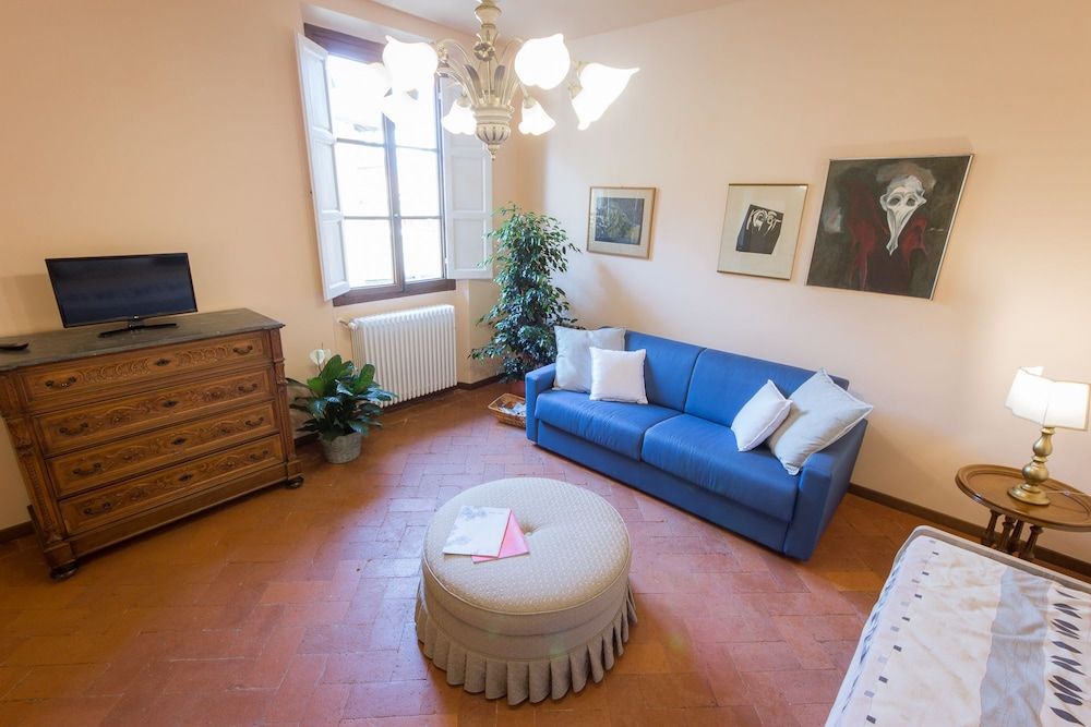 undefined House in Florence Blue 10