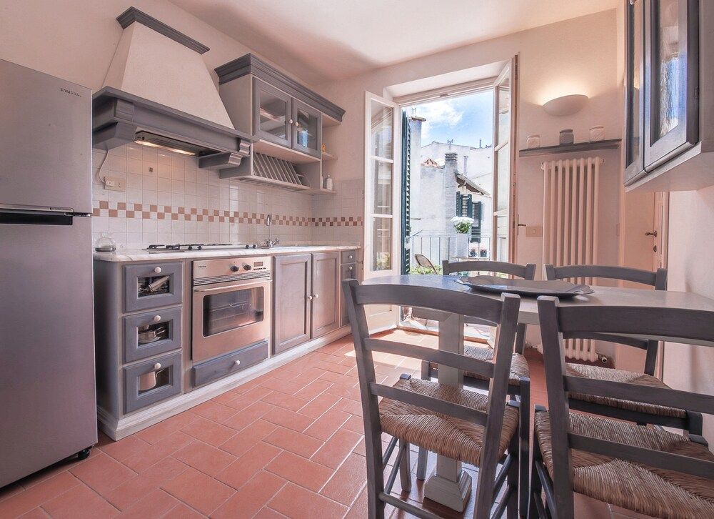 undefined Carlotta's Home 2