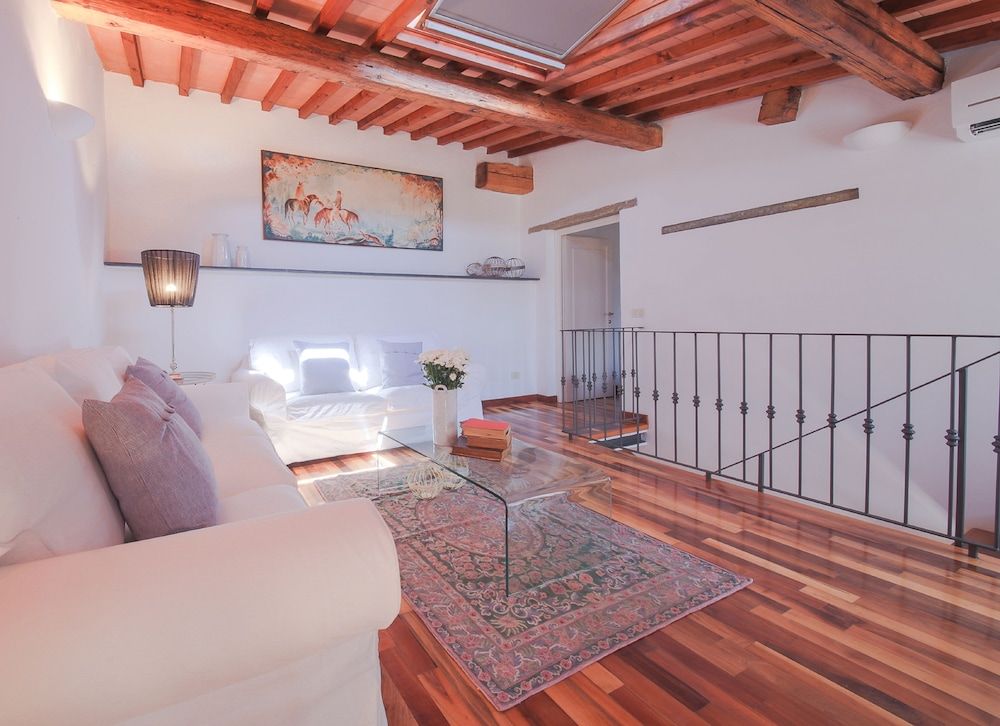 Carlotta's Home Apartment, 3 Bedrooms 22