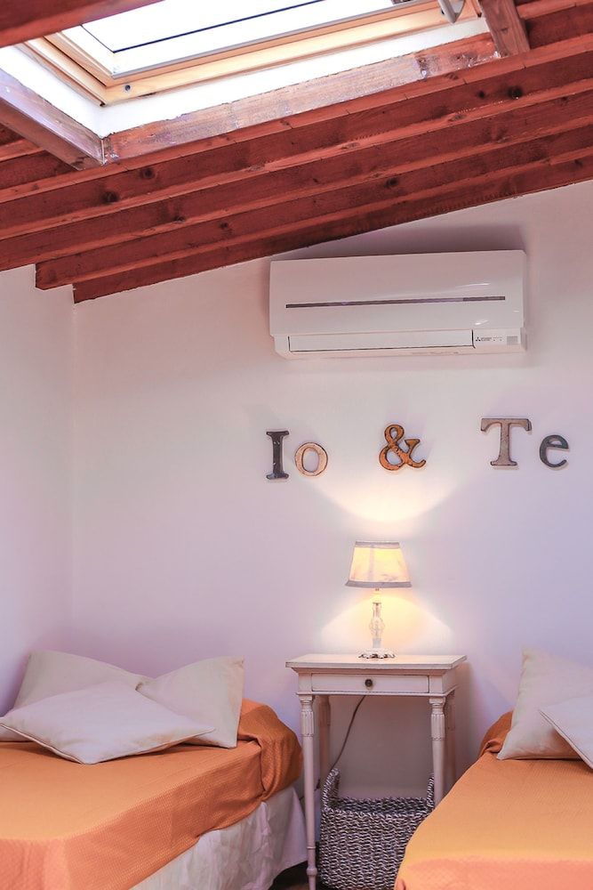 undefined Carlotta's Home 9