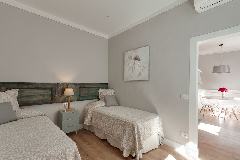 undefined Cimatori Balcony 6