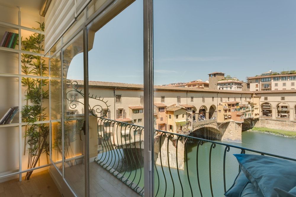undefined Ponte Vecchio Balcony 8