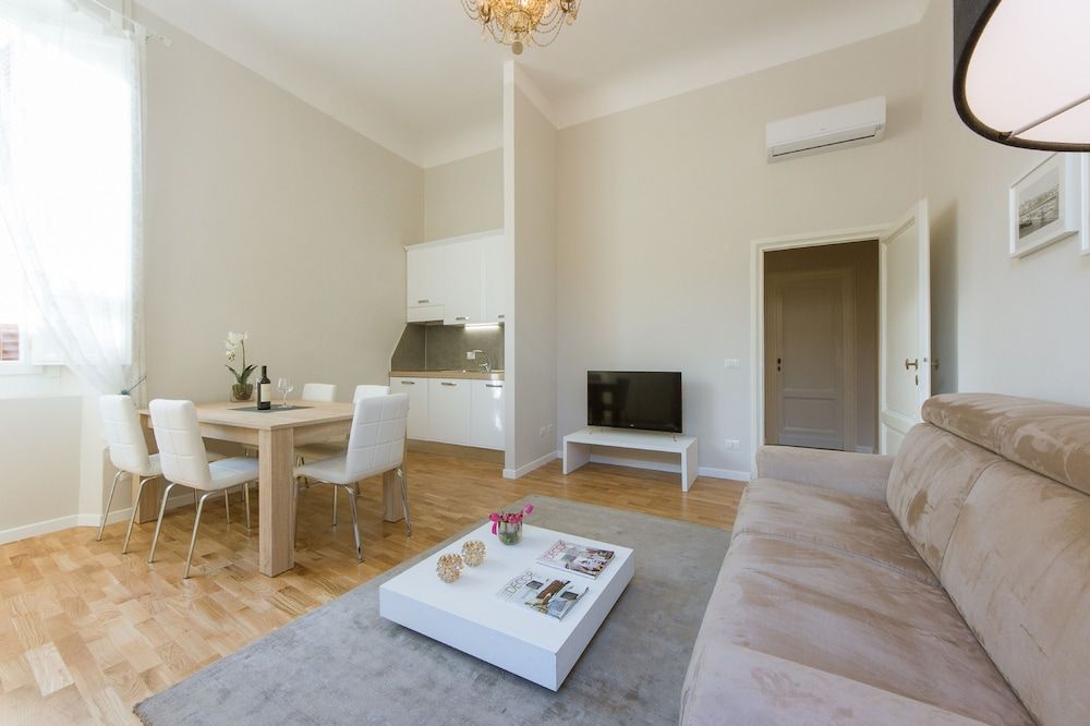 undefined Unique & Stylish Repubblica