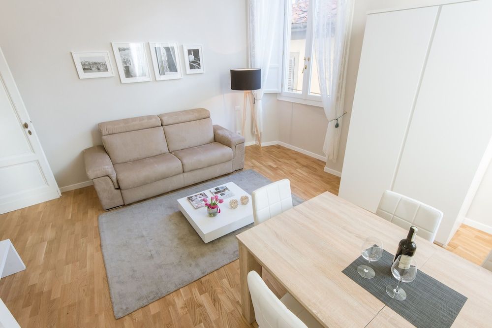 undefined Unique & Stylish Repubblica 4