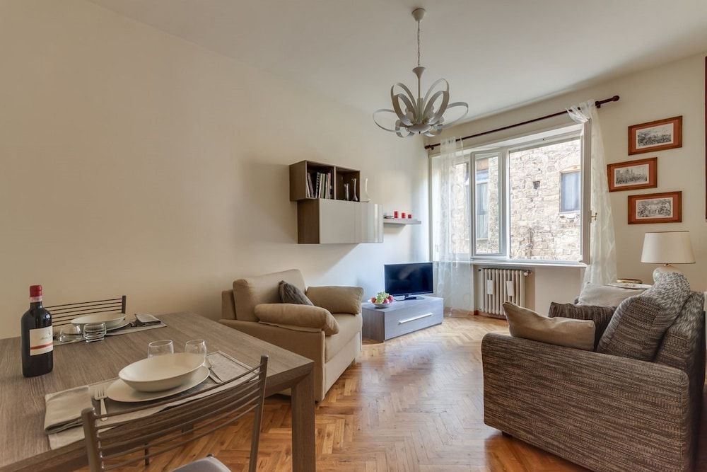 undefined Ponte Vecchio Corner - San Jacopo