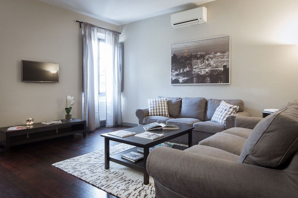 undefined Stylish Anguillara 7