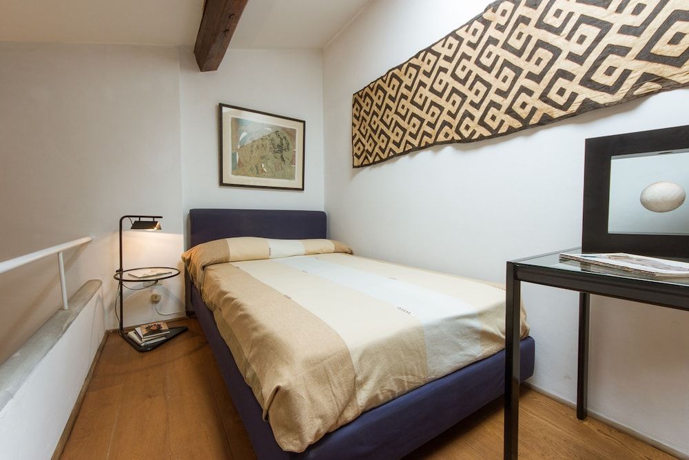 undefined Santo Spirito Charme 3