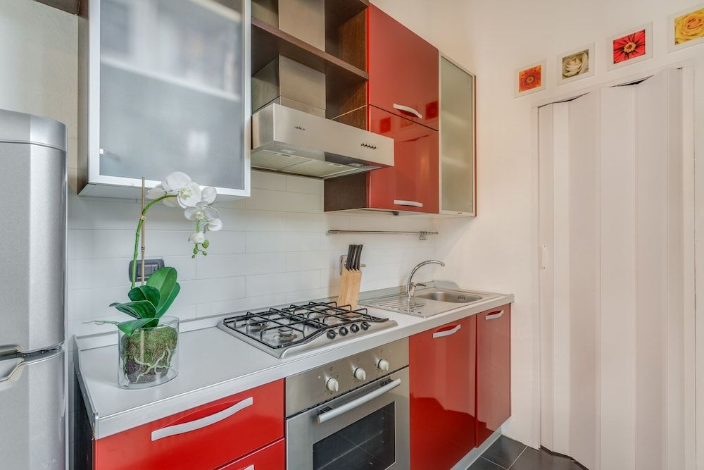 undefined Luna Chic 10