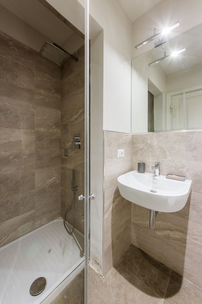 undefined Beautiful & Modern Repubblica 4