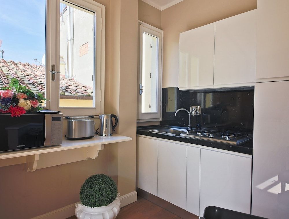 undefined Barbadori 9