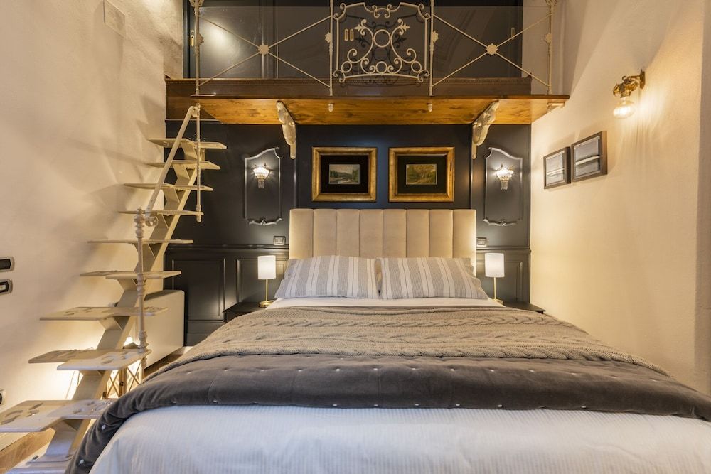 undefined Orsanmichele 7