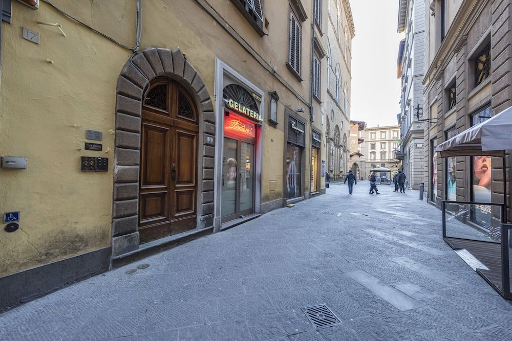 undefined Orsanmichele 2