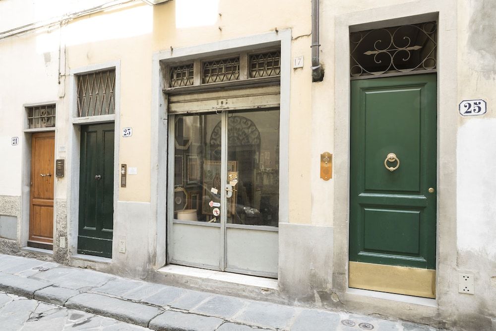 undefined Porcellana 25 House 2