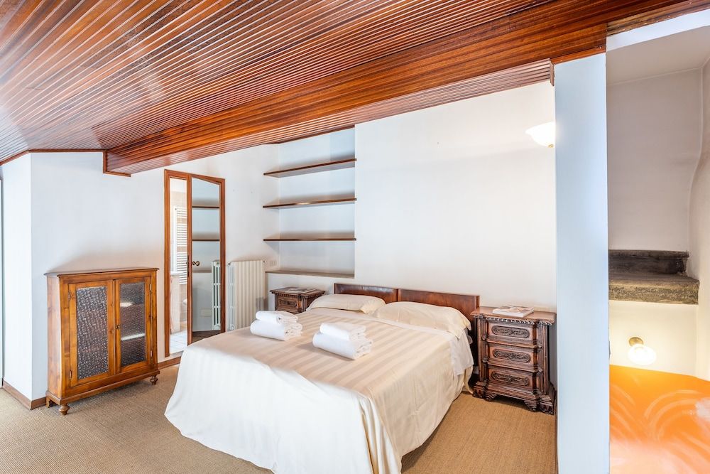 Cavourotto Terrace by Mmega Comfort Apartment, 1 Bedroom 2