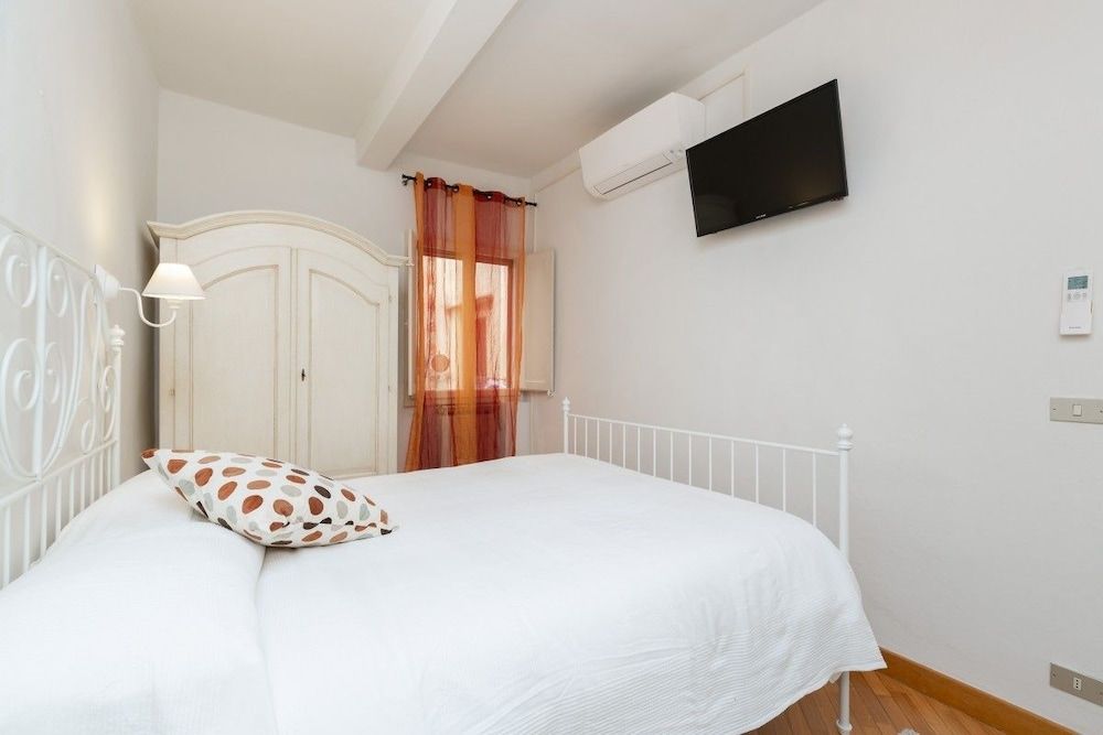 undefined Friends&Family 2