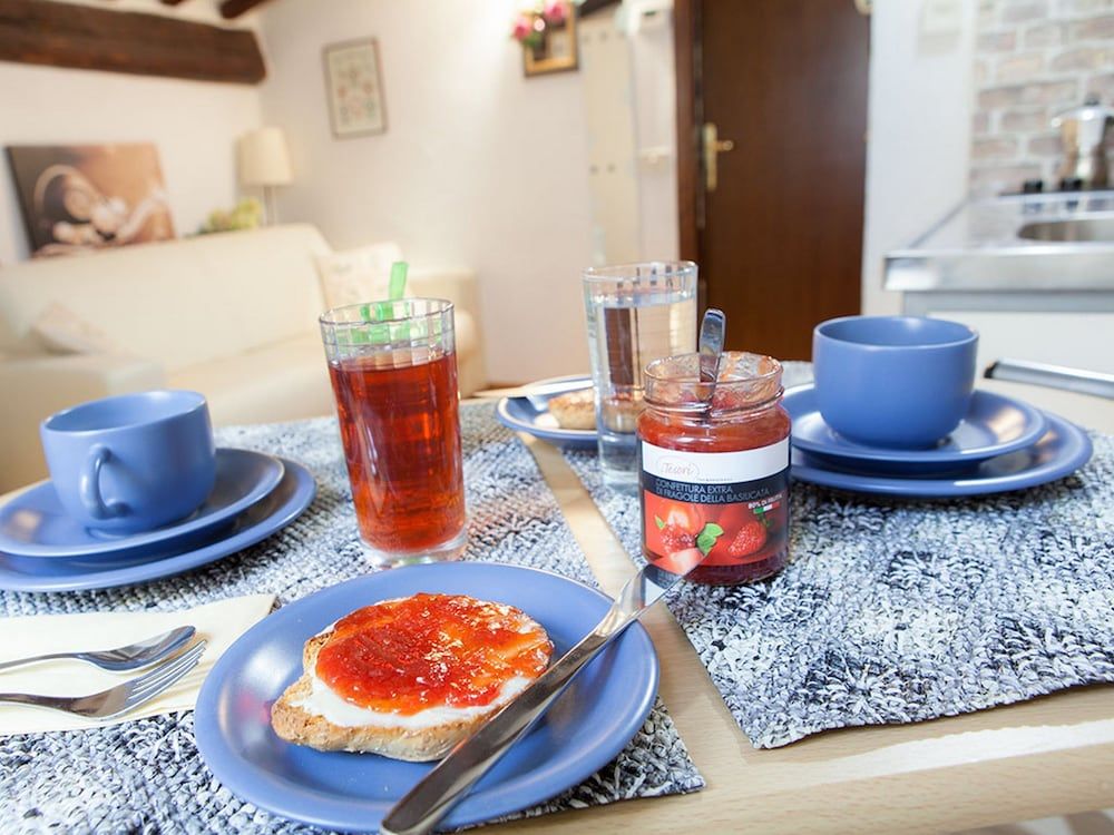 undefined Romantic Terme Studio 10