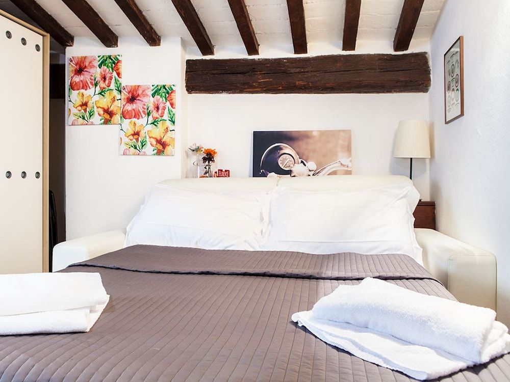 undefined Romantic Terme Studio 6