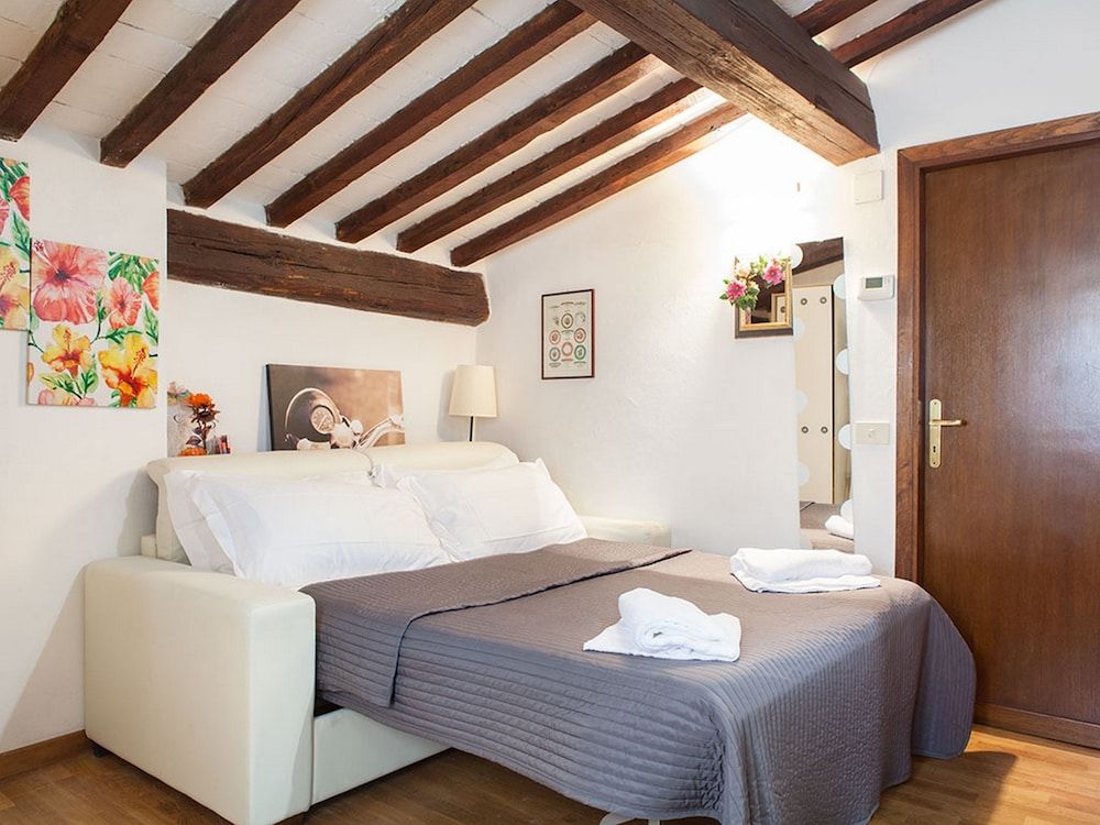 undefined Romantic Terme Studio 4