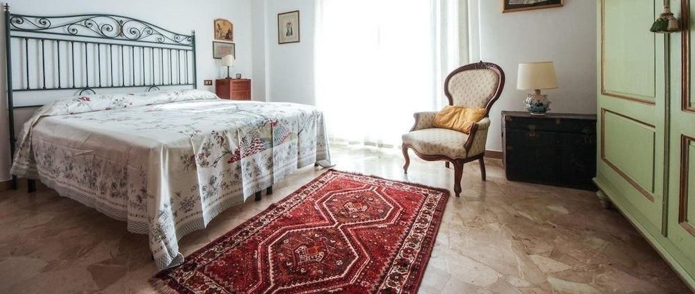 undefined Via Modena Luxury apartment with Terrace 2