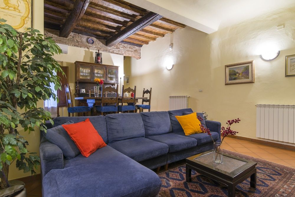 undefined Florence Ariento Romantic Apartment 10