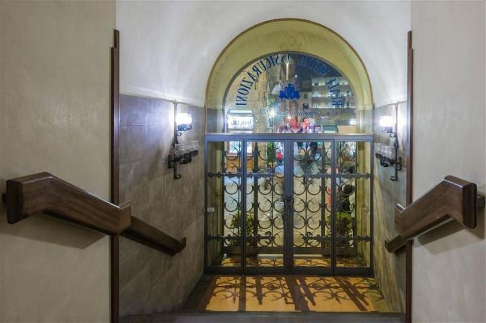 undefined Piazza Della Signoria- LA DIMORA DELL'ARTISTA 5