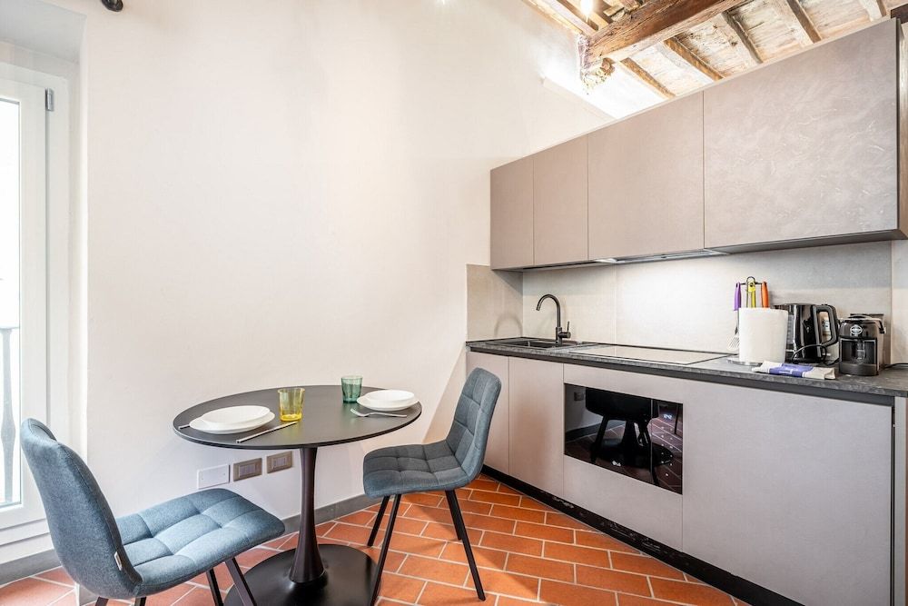 undefined Lambertesca Mono 7