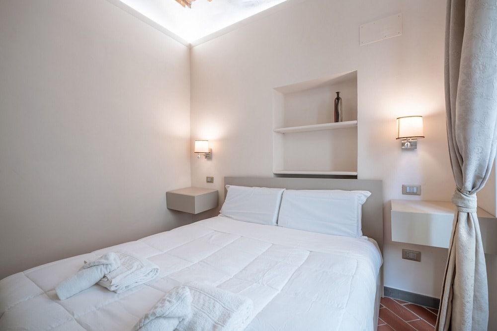 undefined Lambertesca Bilo 5