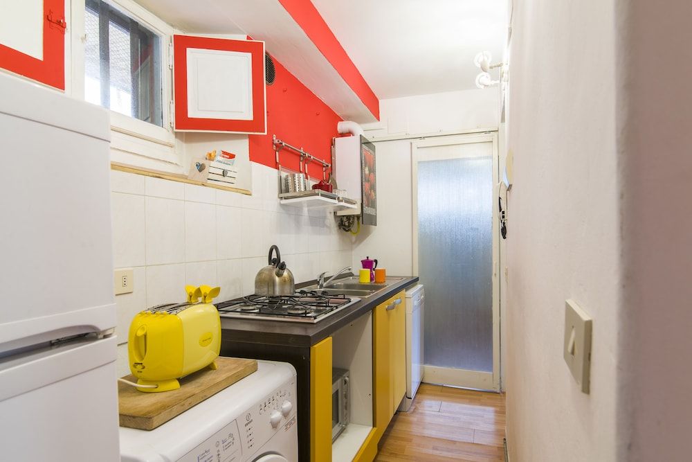 Nelson Mandela Forum Flat Apartment, 1 Bedroom 9