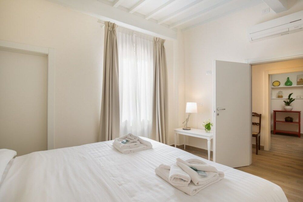 undefined Fiesolana Balcony 6