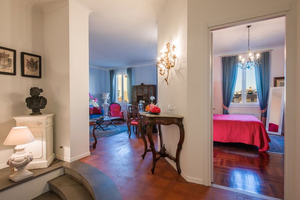 undefined Luxury Apartment con vista su PIAZZA DELLA SIGNORIA 7