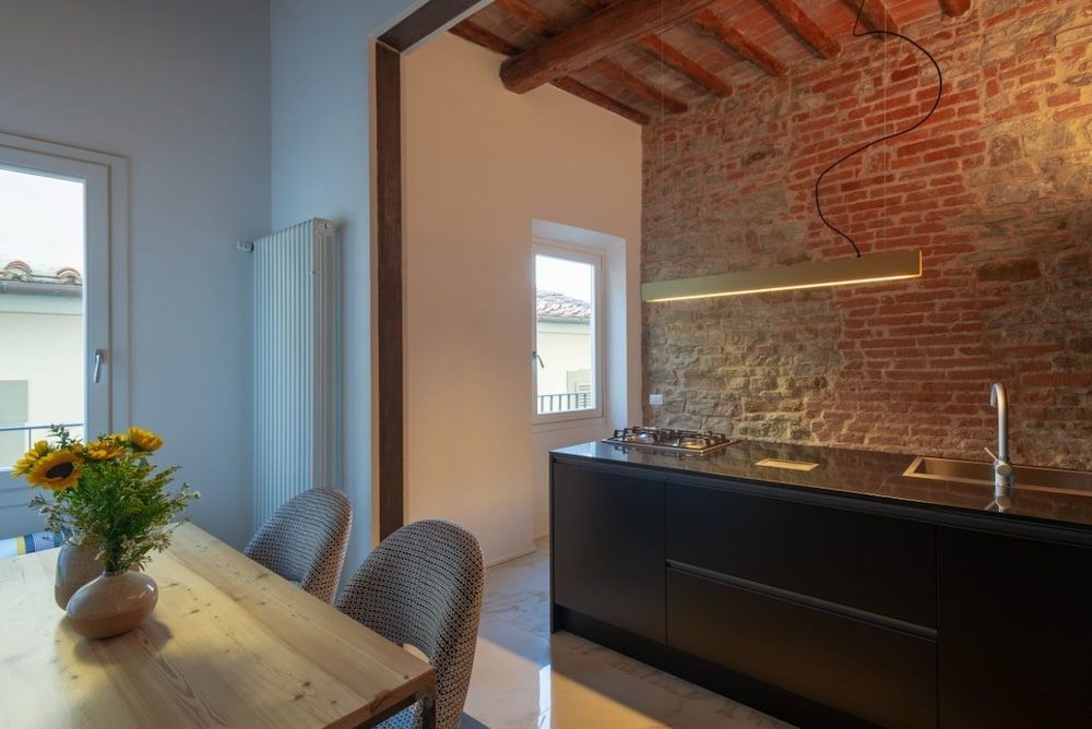 undefined Santo Spirito Exclusive 4