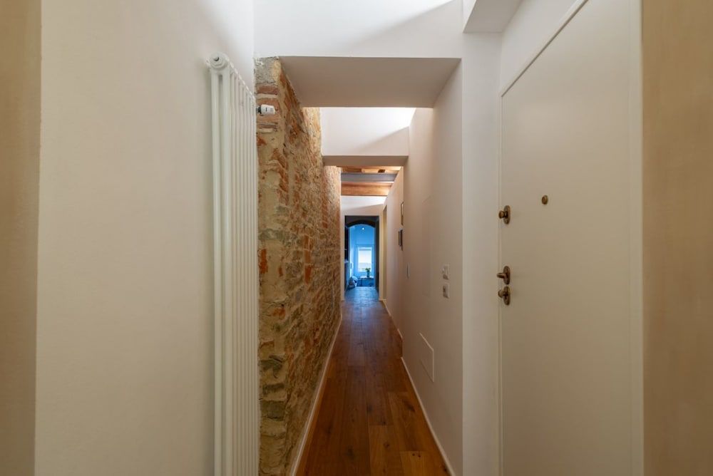 undefined Santo Spirito Exclusive 8