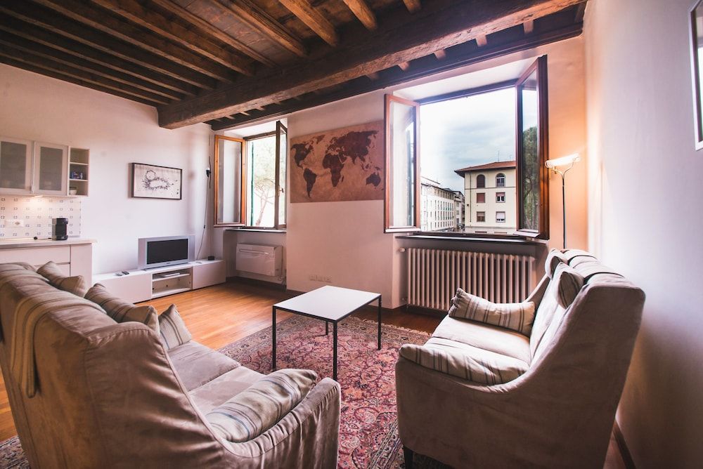 undefined Well-Kept Apartment Short Walk to The Duomo 5