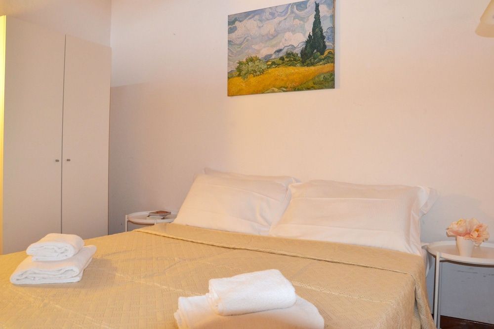 undefined Agnolo Apartment 6