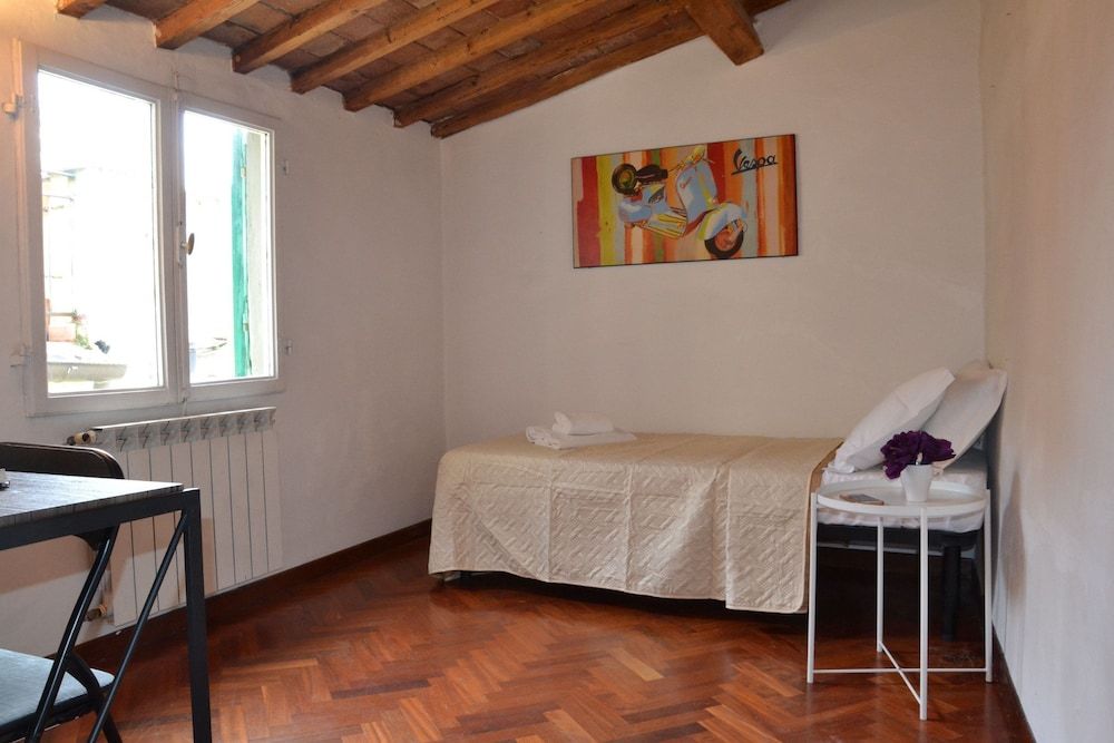 undefined Agnolo Apartment 8