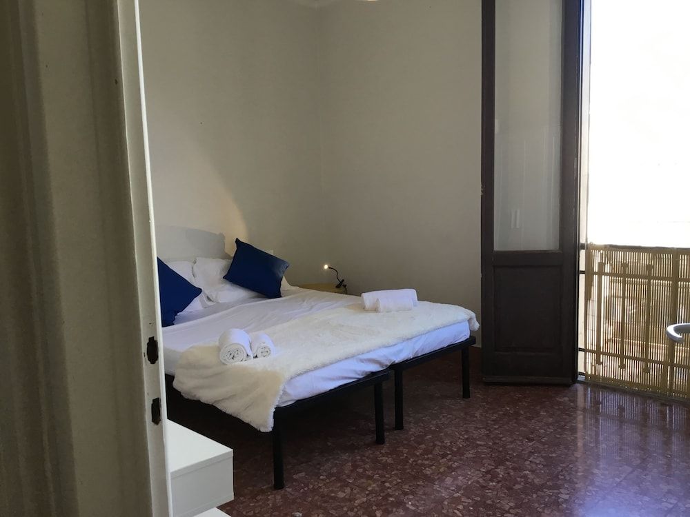 Fortezza Fourth Floor - 6 pax Apartment, 3 Bedrooms, 2 Bathrooms 2
