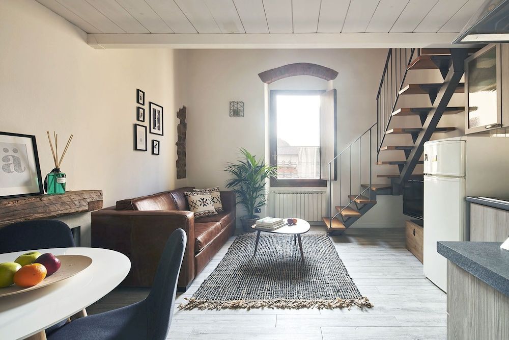 undefined A Few Steps to The Duomo Adorable 1BD Apt