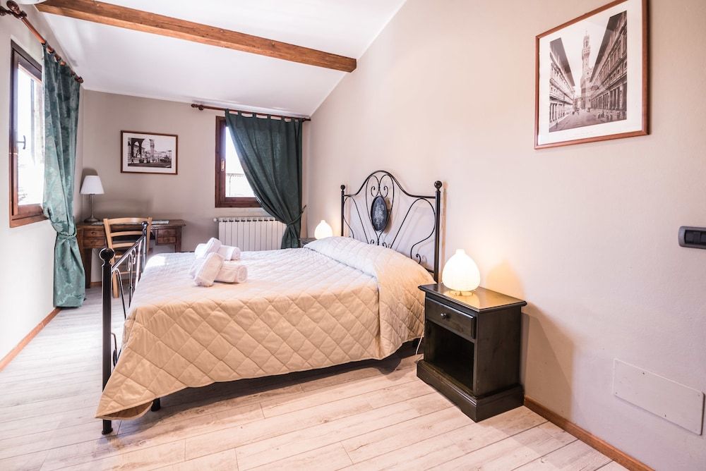 undefined A Few Steps to The Duomo Elegant 2BD Apt 9