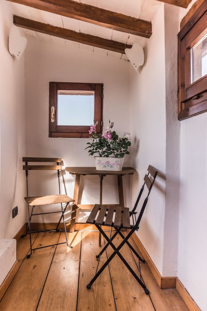 A Few Steps to The Duomo Elegant 2BD Apt Apartment, 2 Bedrooms 25