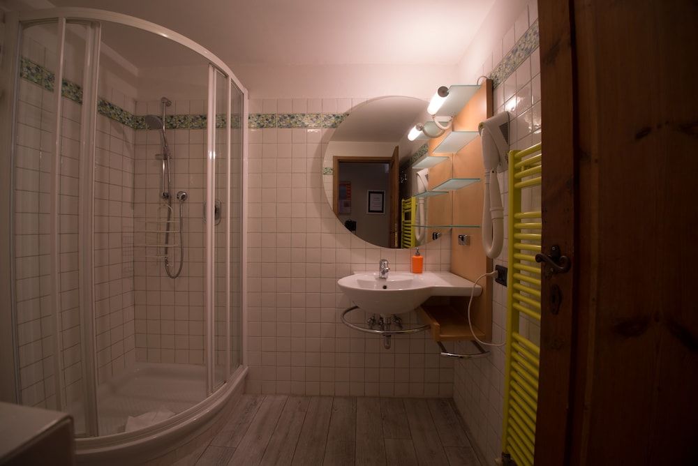 A Few Steps to The Duomo Elegant 2BD Apt Apartment, 2 Bedrooms 14