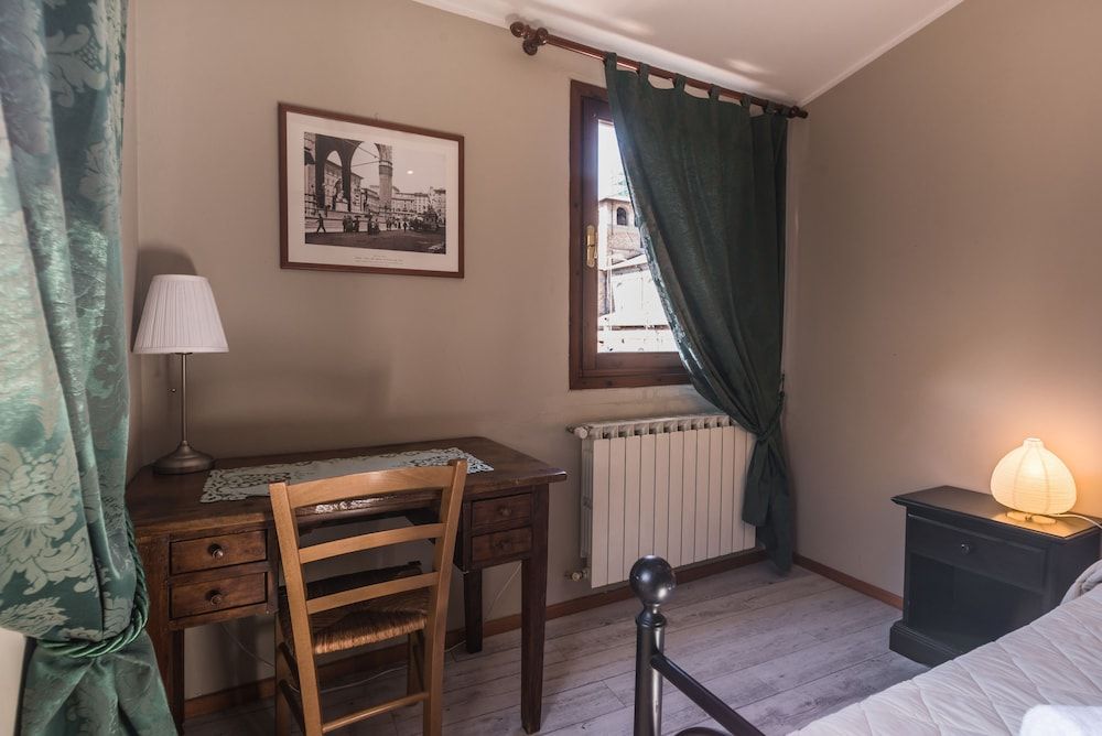 A Few Steps to The Duomo Elegant 2BD Apt Apartment, 2 Bedrooms 22