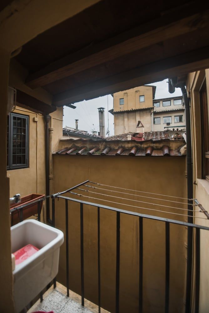 Central Location in Florence Inviting 3BD Apt Apartment, 3 Bedrooms 10