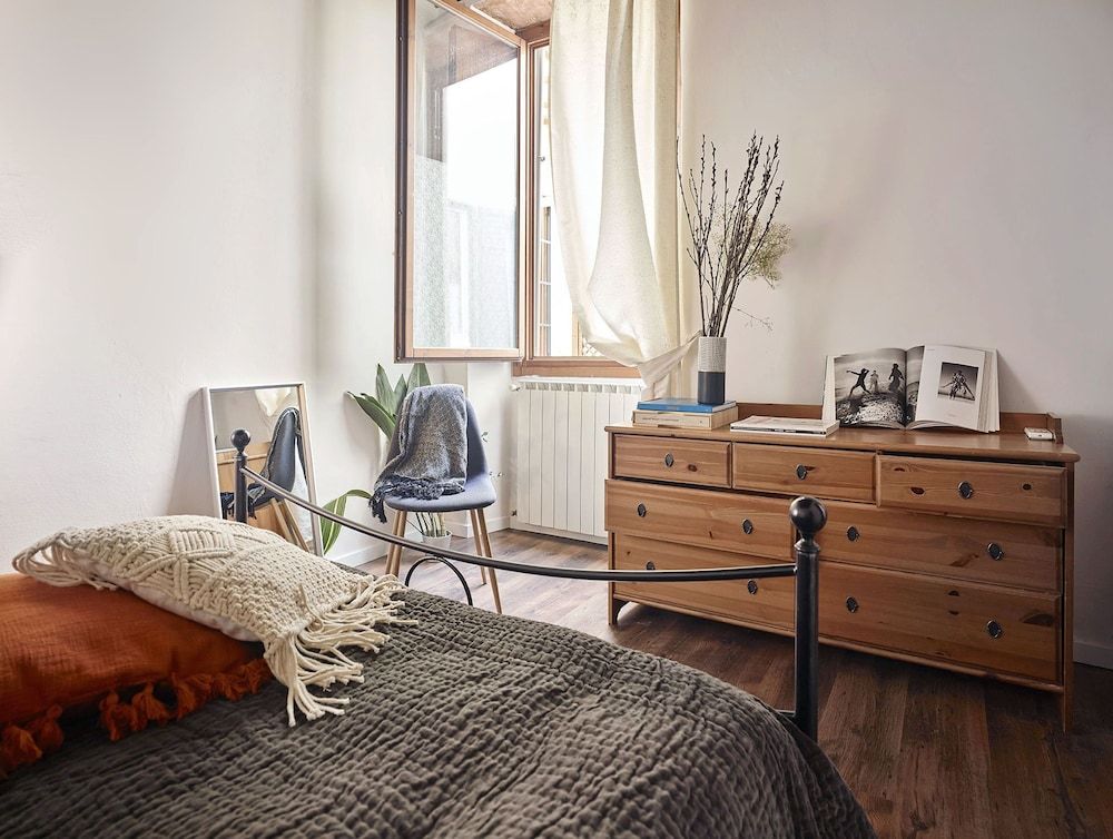 undefined A Few Steps to The Duomo Comfortable 1BD Apt 3