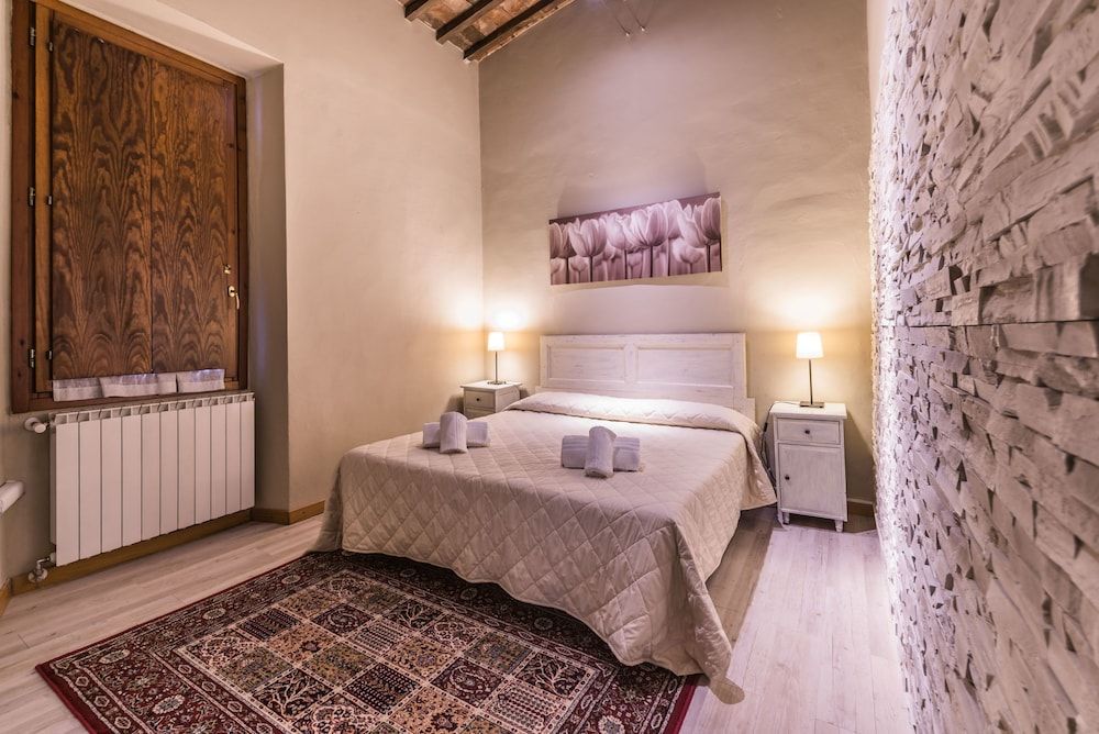 undefined A Few Steps to The Duomo Enchanting 2BD Apt 8