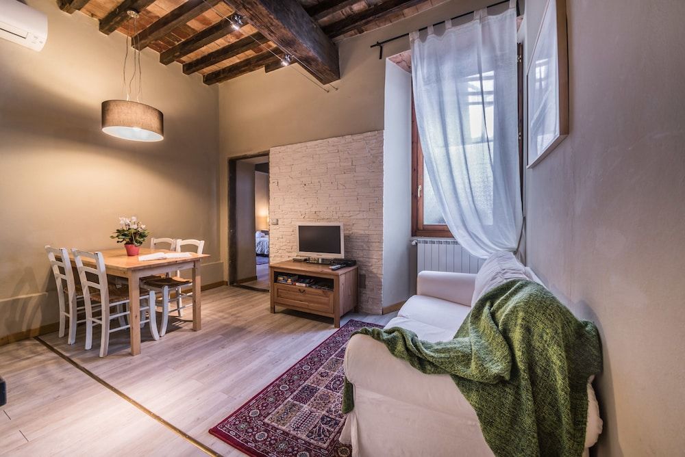 A Few Steps to The Duomo Enchanting 2BD Apt Apartment, 2 Bedrooms 17