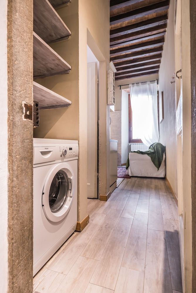 A Few Steps to The Duomo Enchanting 2BD Apt Apartment, 2 Bedrooms 20